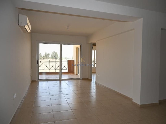 Image No.2-Appartement de 2 chambres à vendre à Kiti