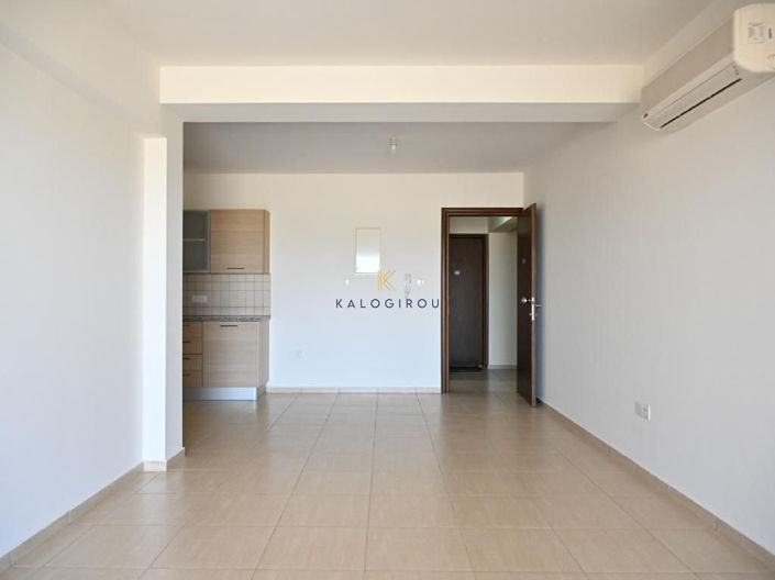 Image No.7-Appartement de 2 chambres à vendre à Kiti