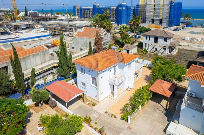 Image No.2-Maison de 3 chambres à vendre à Dekeleia