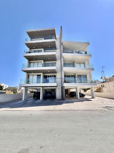 Image No.1-3 Bed Apartment for sale