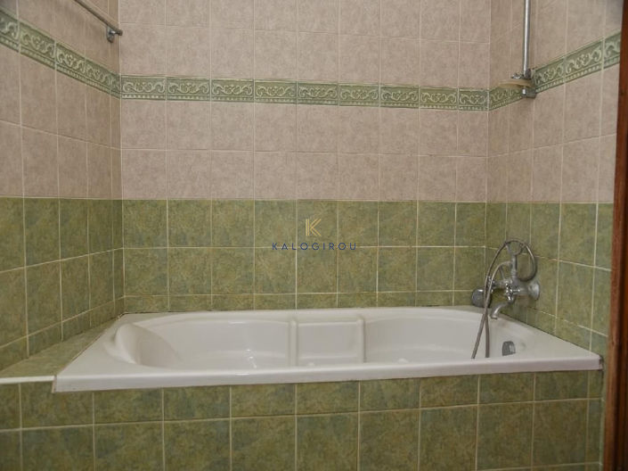 Image No.15-3 Bed House for sale