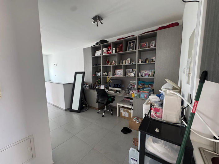 Image No.37-3 Bed House for sale