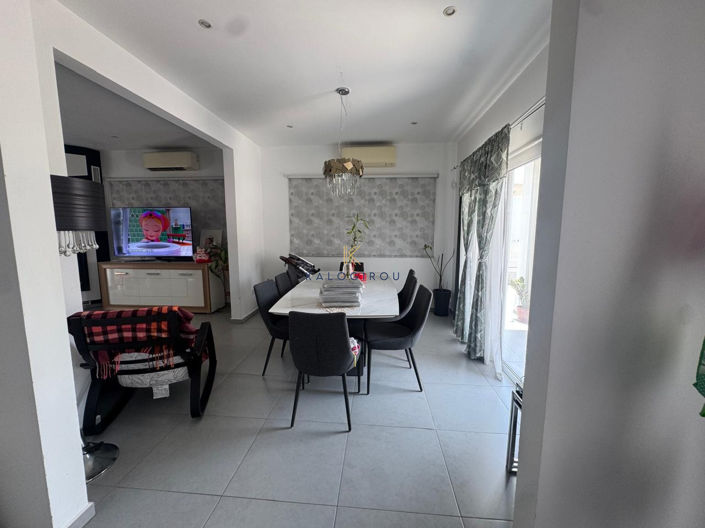 Image No.4-3 Bed House for sale