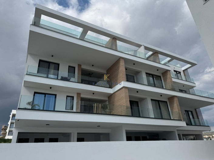 Image No.1-3 Bed Apartment for sale