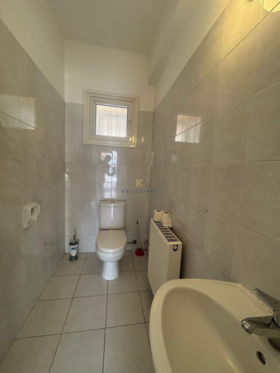 Image No.11-3 Bed House for sale