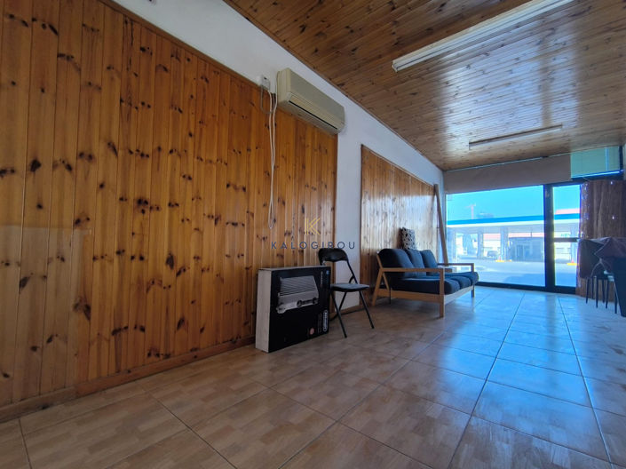 Image No.4-Commercial à vendre à Larnaca