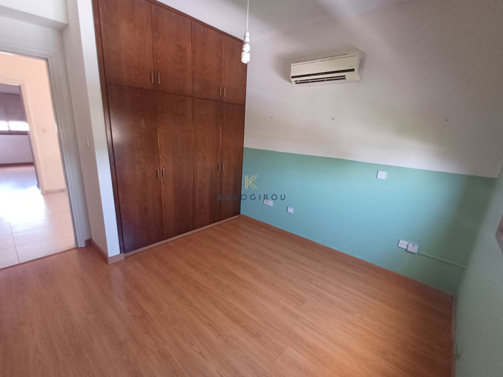 Image No.11-4 Bed House for sale