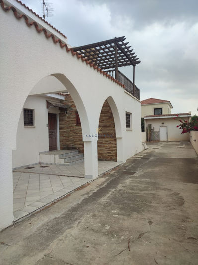 Image No.15-3 Bed House for sale