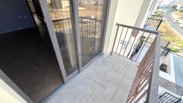 Image No.10-3 Bed House for sale