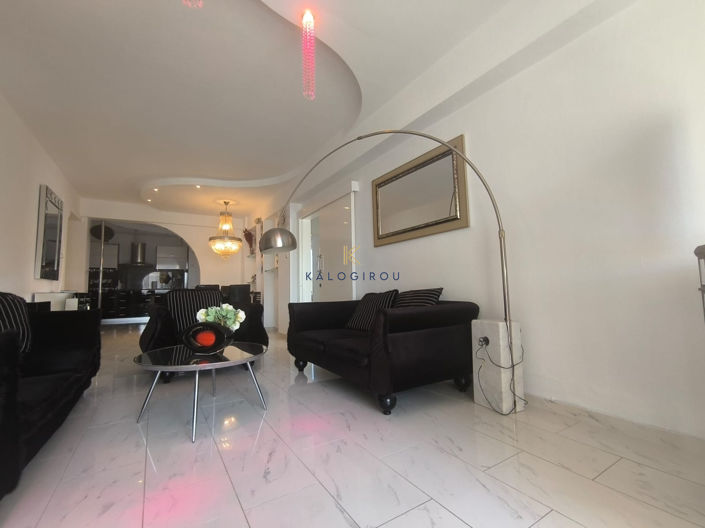 Image No.2-Appartement de 3 chambres à vendre à Oroklini