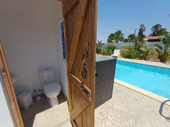 Image No.24-3 Bed Bungalow for sale