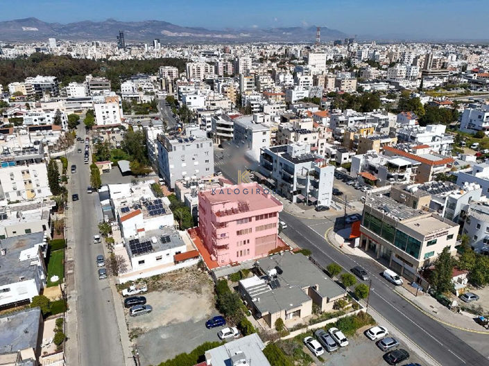 Image No.1-Commercial à vendre à Strovolos