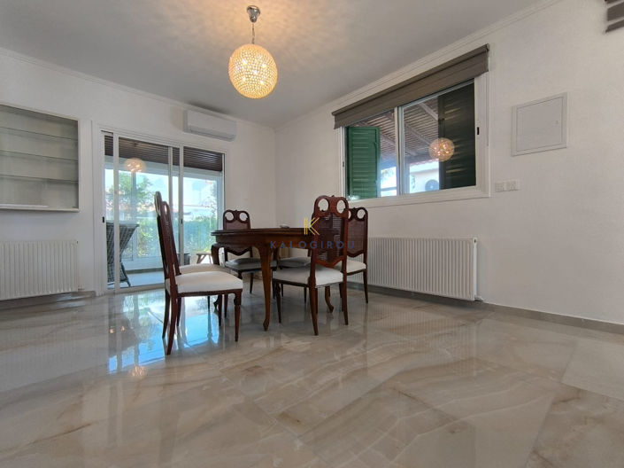 Image No.5-3 Bed House for sale