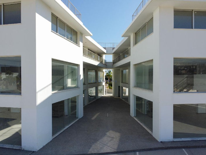 Image No.5-Commercial à vendre à Anglisides