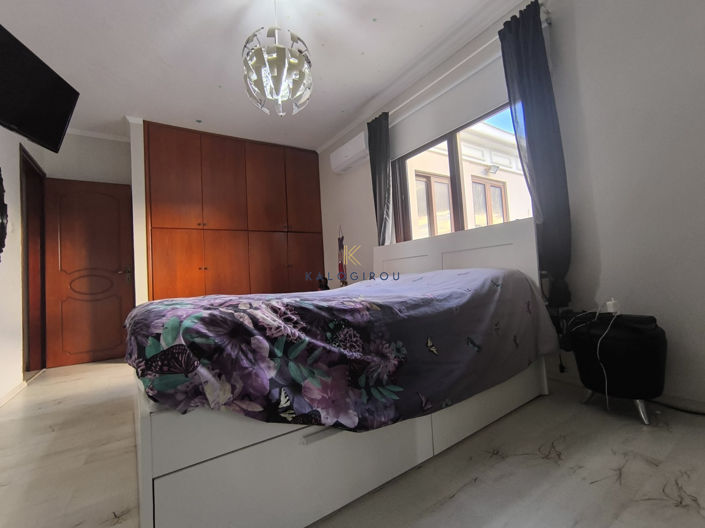 Image No.21-4 Bed House for sale