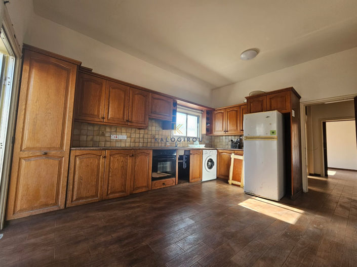 Image No.9-3 Bed House for sale