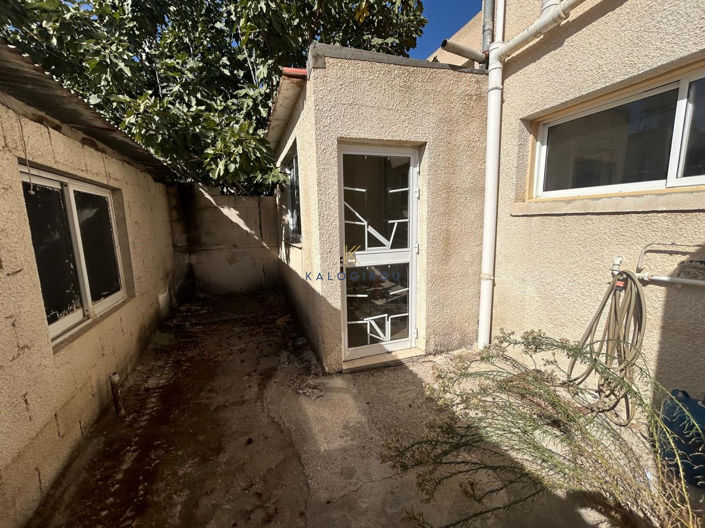 Image No.20-3 Bed House for sale