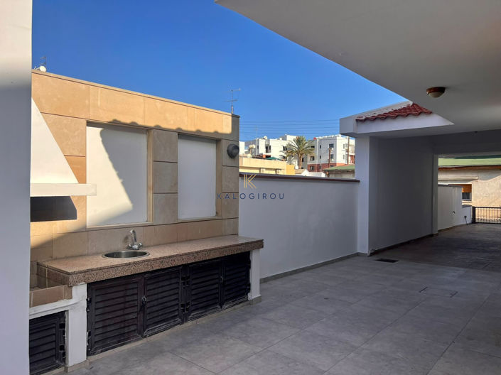 Image No.12-4 Bed House for sale