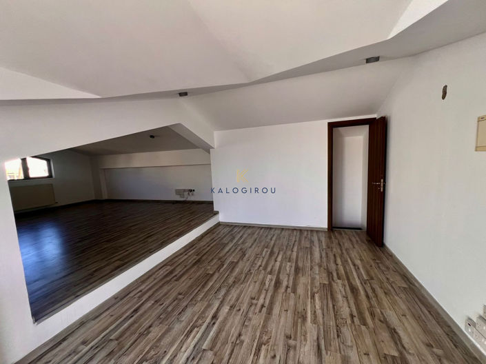 Image No.25-4 Bed House for sale