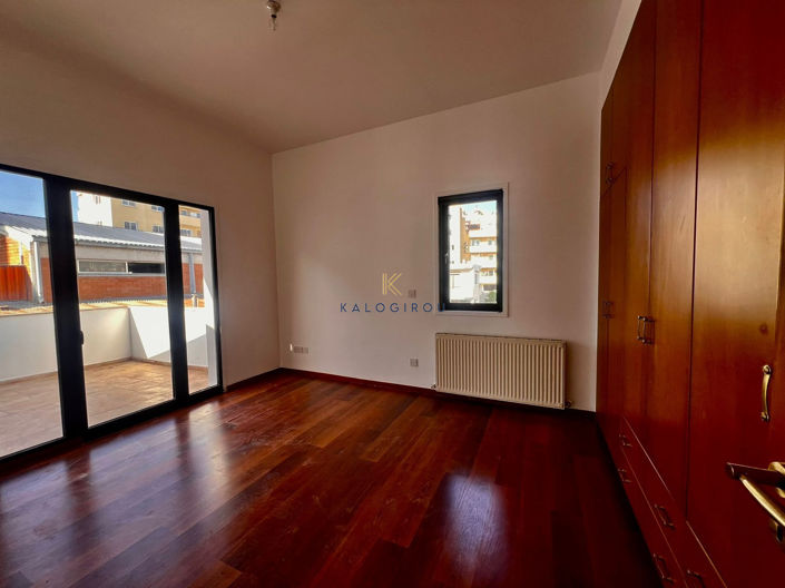 Image No.29-4 Bed House for sale