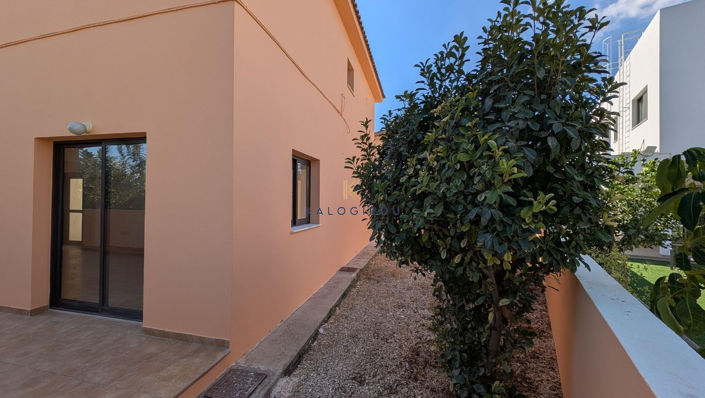 Image No.25-Maison de 4 chambres à vendre à Meneou