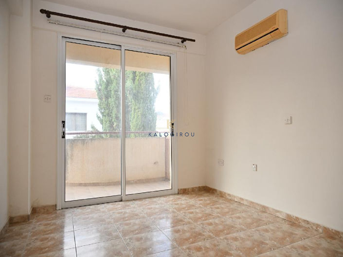 Image No.4-Appartement de 2 chambres à vendre à Pervolia