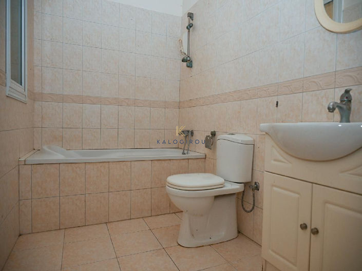 Image No.9-Appartement de 2 chambres à vendre à Pervolia