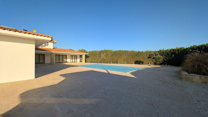 Image No.42-6 Bed House for sale