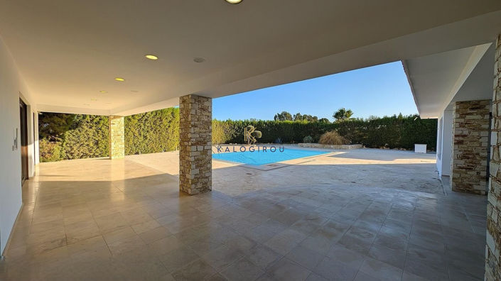 Image No.44-6 Bed House for sale