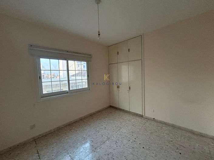 Image No.10-3 Bed Apartment for sale