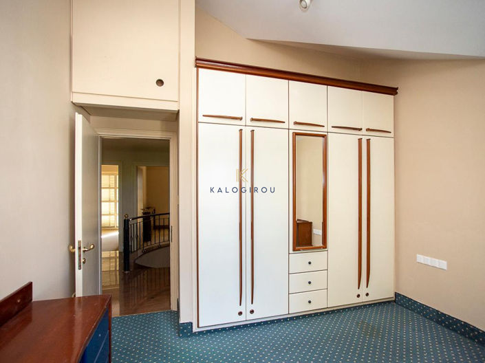 Image No.17-4 Bed House for sale