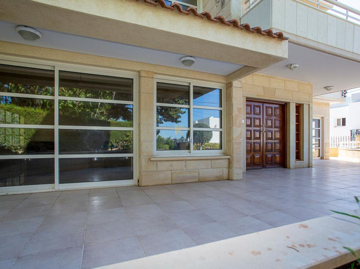 Image No.5-4 Bed House for sale