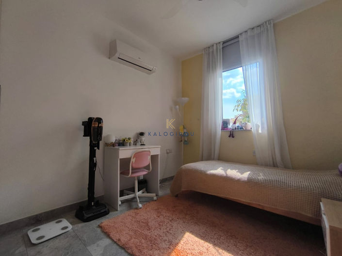 Image No.11-4 Bed House for sale