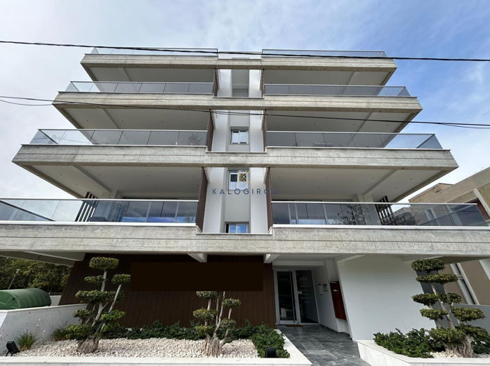 Image No.1-4 Bed Apartment for sale