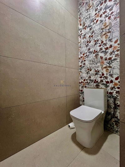 Image No.10-3 Bed House for sale