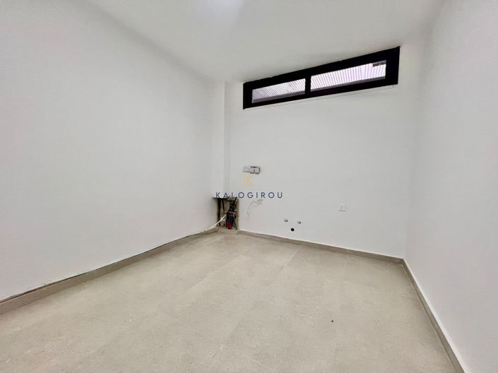 Image No.11-3 Bed House for sale