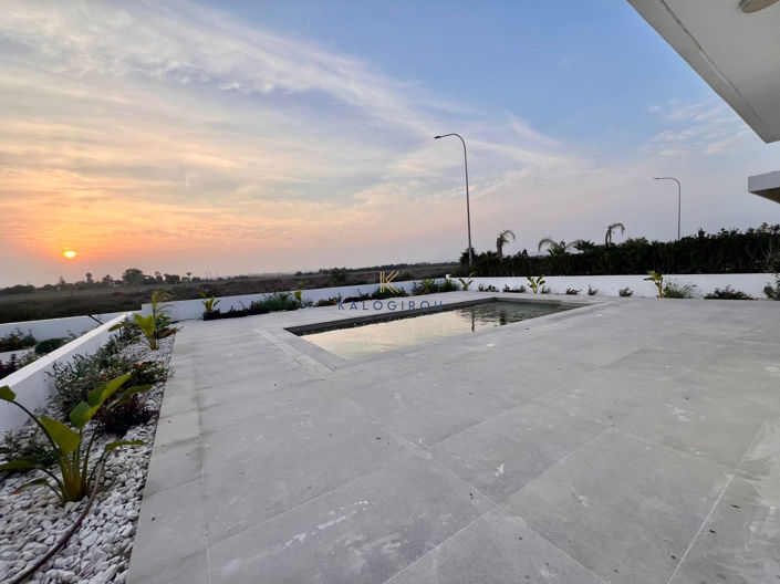 Image No.25-3 Bed House for sale