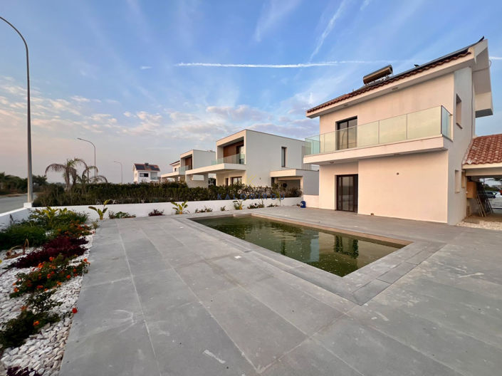 Image No.29-3 Bed House for sale