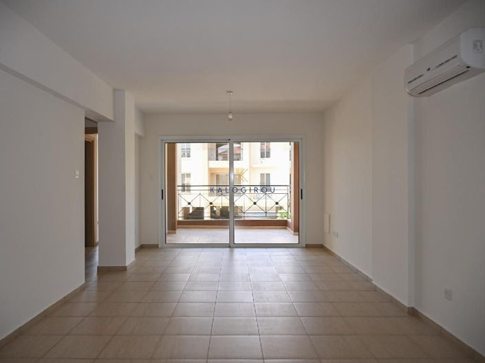 Image No.4-Appartement de 2 chambres à vendre à Kiti