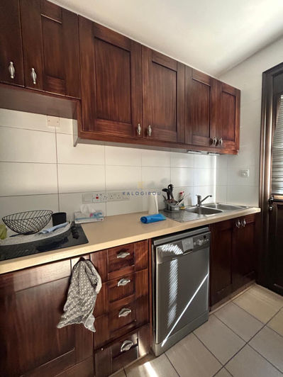 Image No.16-5 Bed House for sale