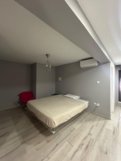 Image No.25-5 Bed House for sale