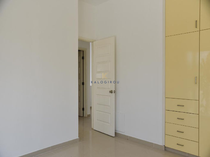 Image No.12-3 Bed House for sale