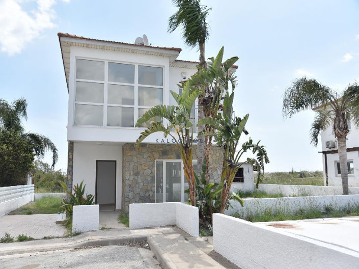 Image No.14-3 Bed House for sale