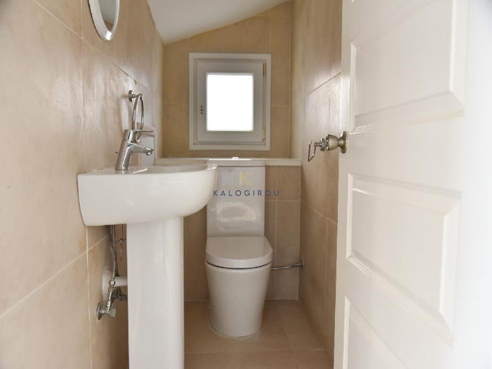 Image No.6-3 Bed House for sale