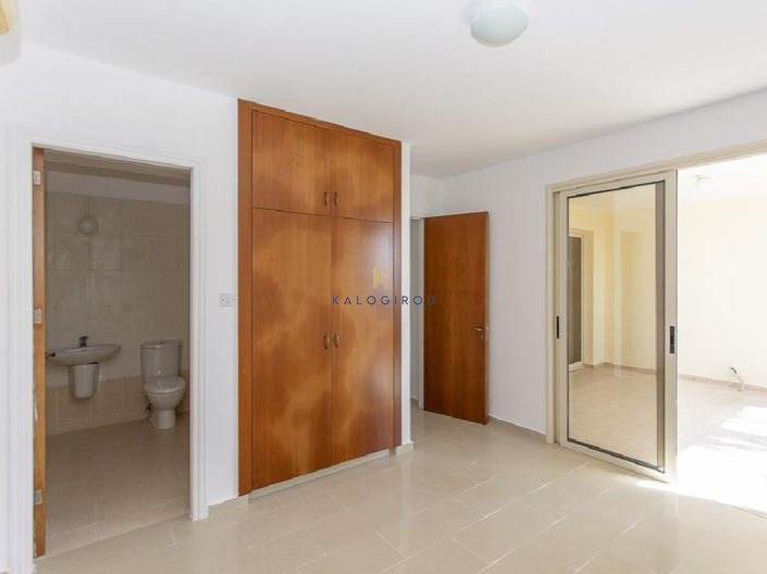 Image No.10-1 Bed Apartment for sale