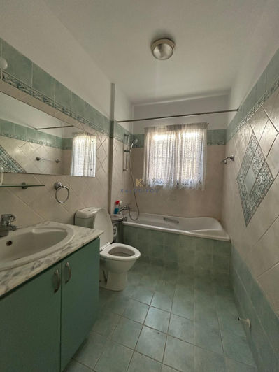 Image No.17-3 Bed House for sale