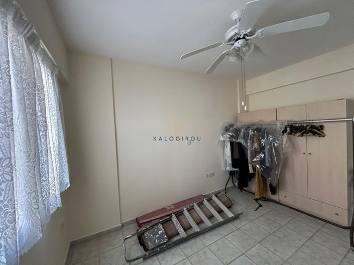 Image No.18-3 Bed House for sale