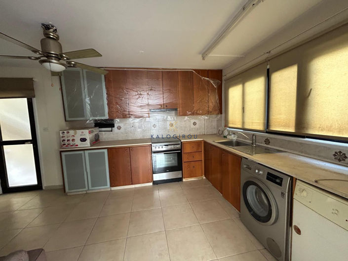 Image No.21-3 Bed House for sale