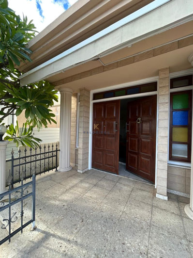 Image No.5-3 Bed House for sale