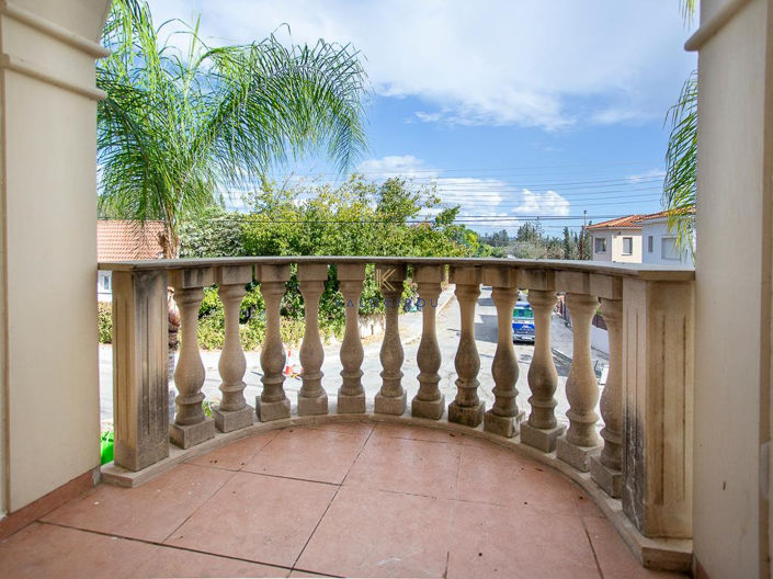 Image No.26-4 Bed House for sale